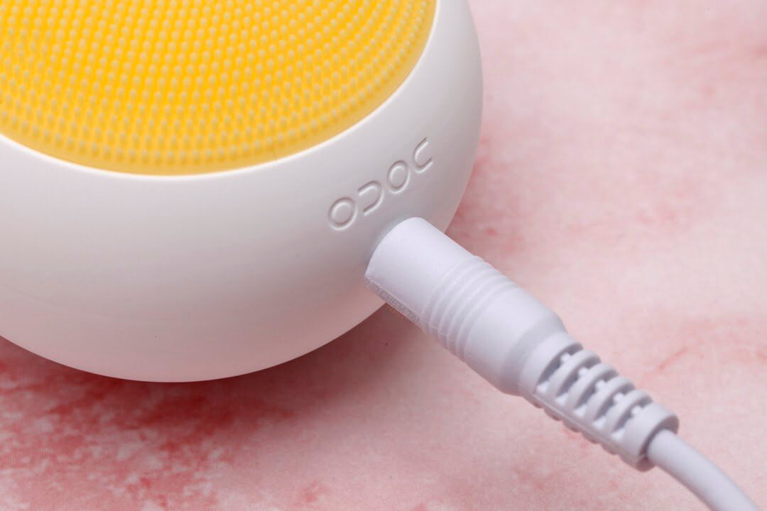 Doco B01 Ultra Soft Sonic Facial Cleansing Brush Ball - Yellow